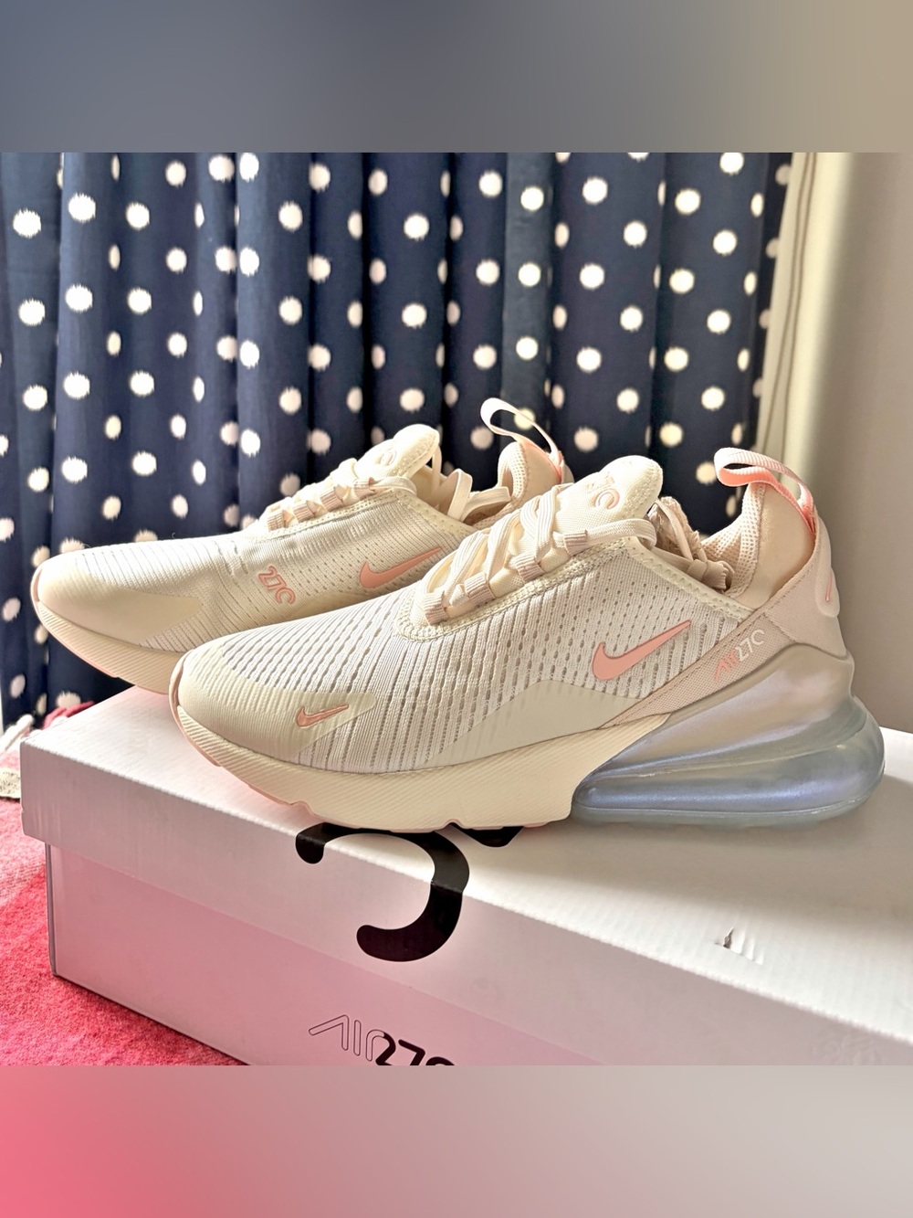 Nike Women’s Air Max 270 - Size 7.5 (NIB)